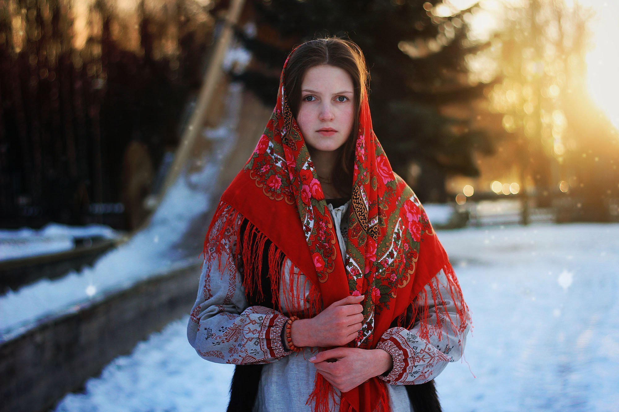 Girls in Slavic costumes in Samara