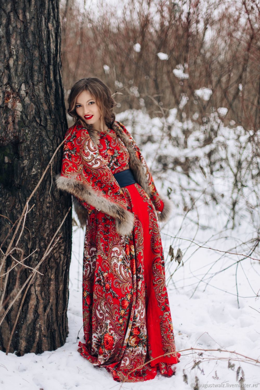 Photo Girls in Slavic costumes in Samara