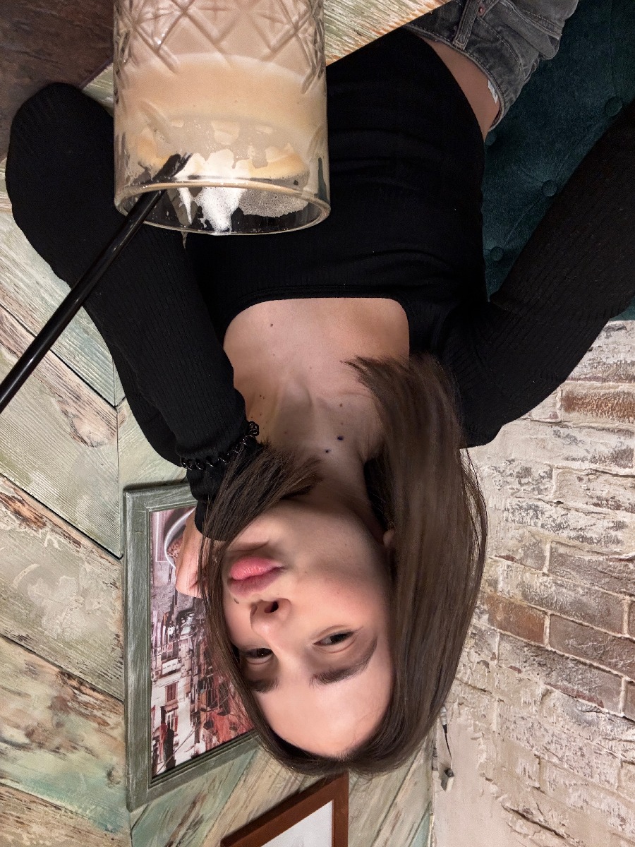 Fresh photos, fresh mood — Tina online in Samara